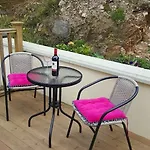 Tobar Na Si לטרקני